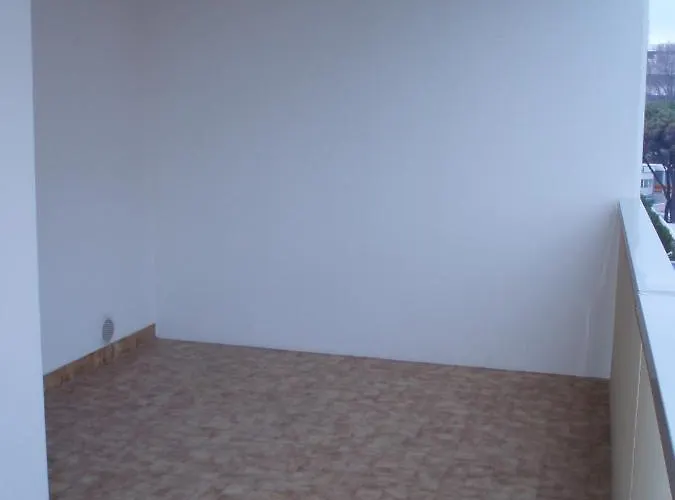 Lovely With Sea View Бибионе